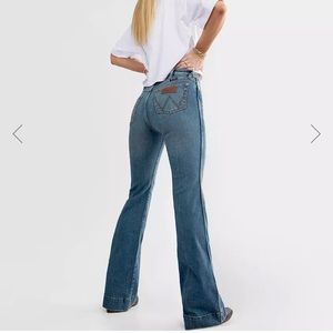 Retro Flare Wranglers -27 x 32
